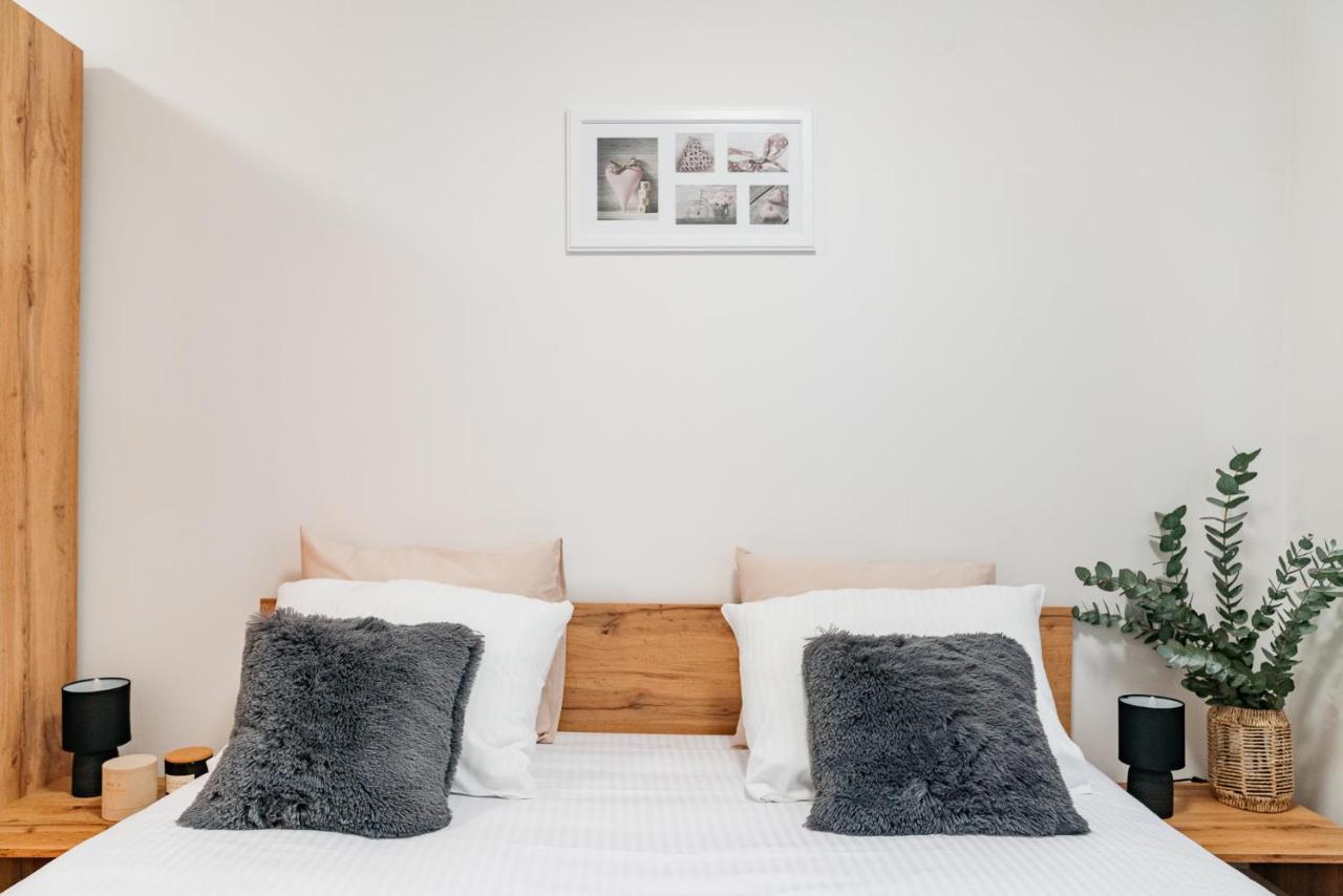 Cosy Apartment - Loftaffair คราคูฟ ภายนอก รูปภาพ